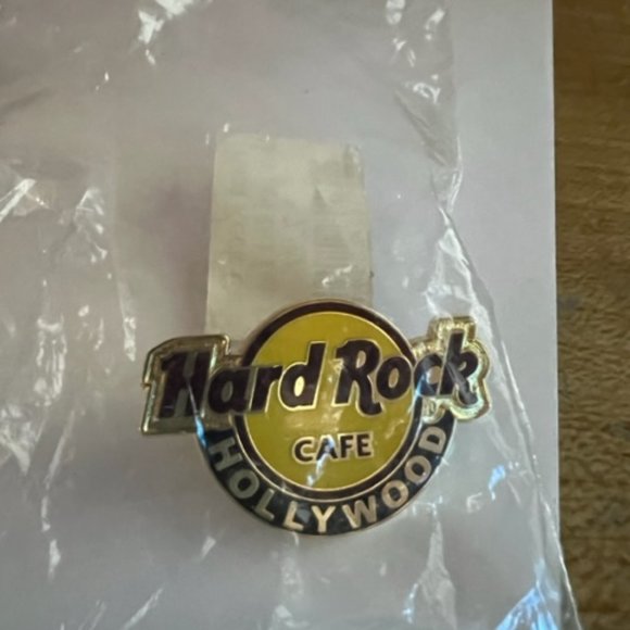 Hard Rock Cafe Hollywood, Logo Collector Pin - Picture 1 of 2